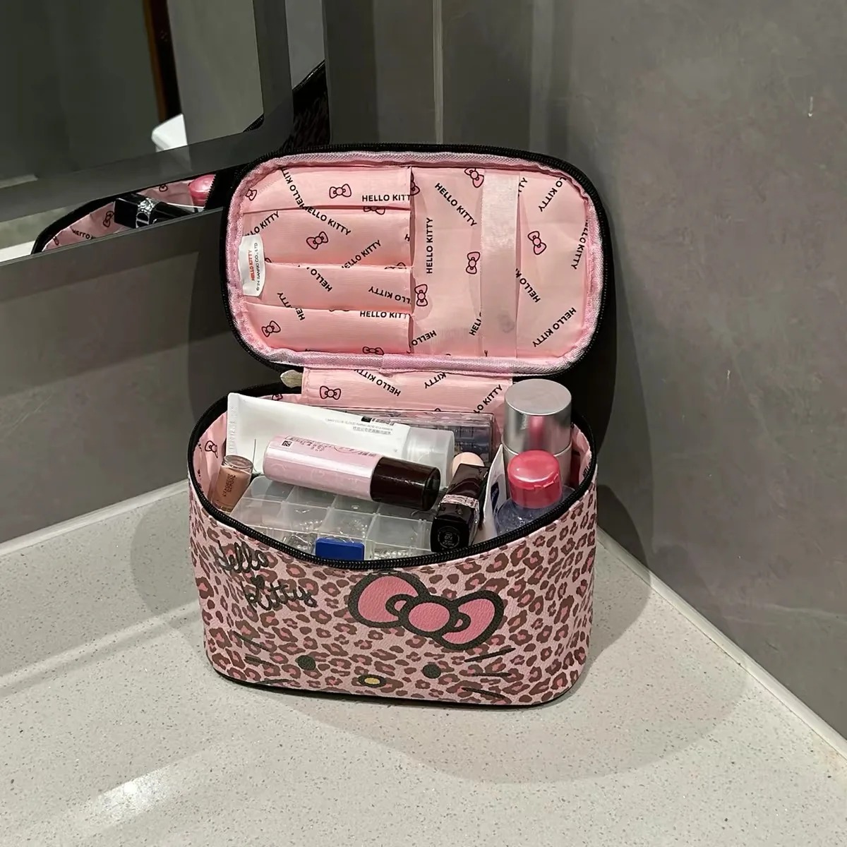 Travel Accessories Pouch For Women - Sanrio Hello Kitty Women Leopard Beauty