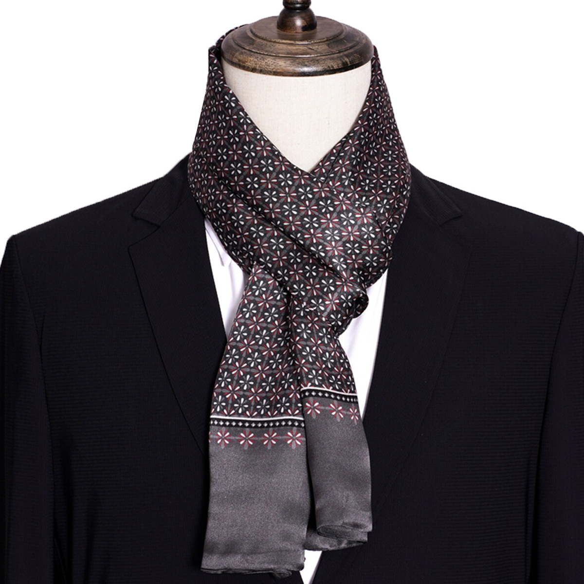 New Men's Stripe Silk Scarf Ho - Travel Accessories For Men recension och pris