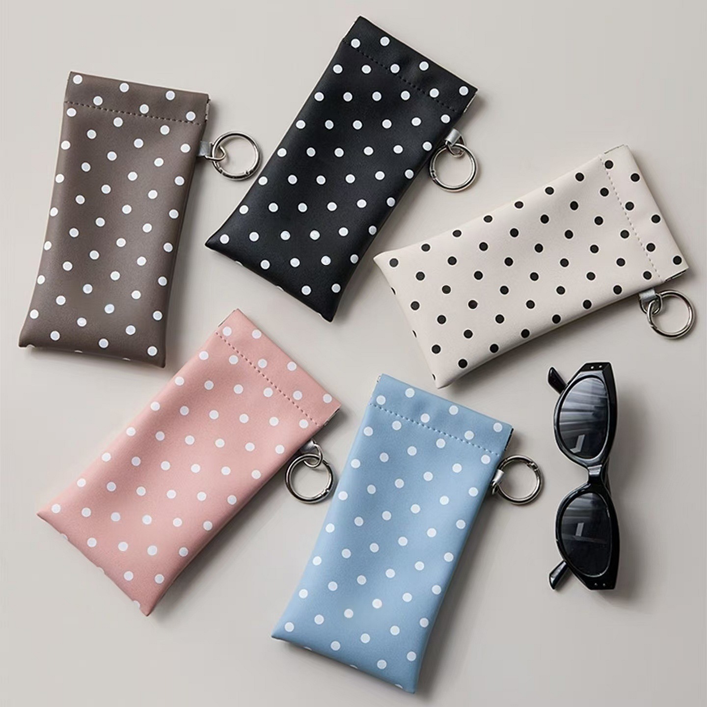 1pc Polka Dot Eyeglass Pouch w - Travel Accessories Pouch For Women recension och pris